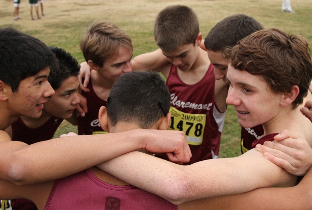 2009 CIF XC Boys D2-016.JPG - 2009 California CIF Cross Country Championships, Woodward Park, Fresno, California